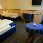 Partner Strauss Hotel 3*