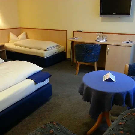 Partner Strauss Hotel 3*