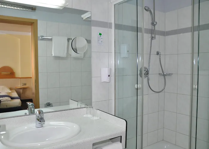 Partner Strauss 3* Würzburg