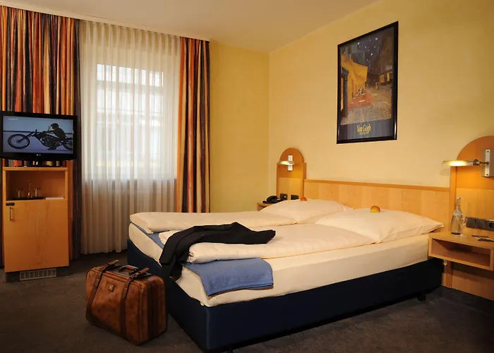 Partner Strauss 3* Würzburg