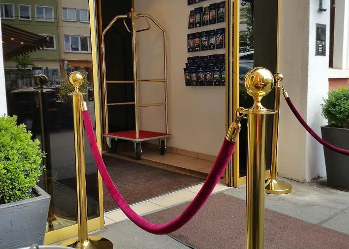Partner Strauss 3* Würzburg