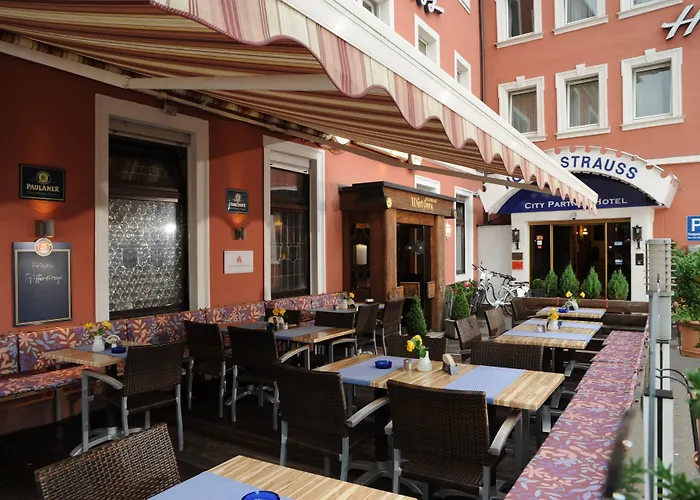Partner Strauss Hotel 3*